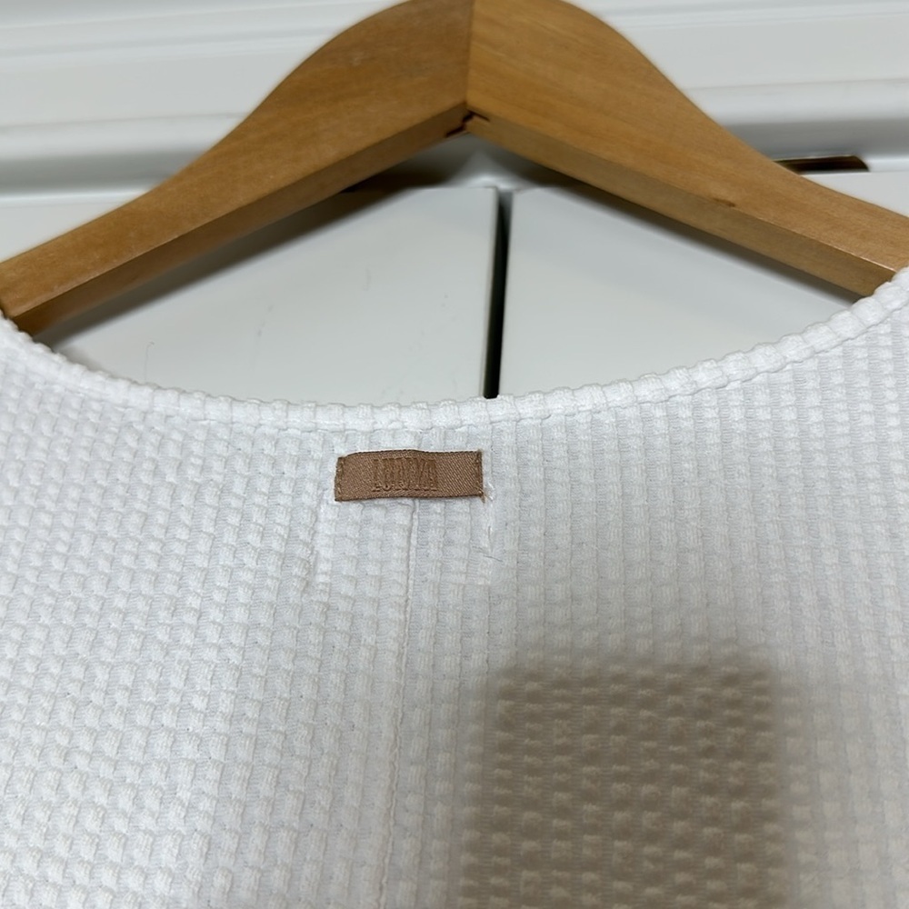 Lunya Organic Cotton Seersucker Midi Dress in white size Medium - Picture 7 of 8